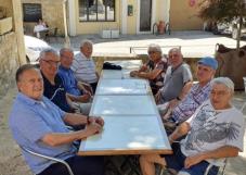 Gard : Comité Directeur sous les platanes de la Mairie d’Arpaillargues au pays d’Uzès