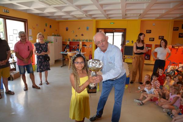 Ecole de Saint Laurent Remise du trophée